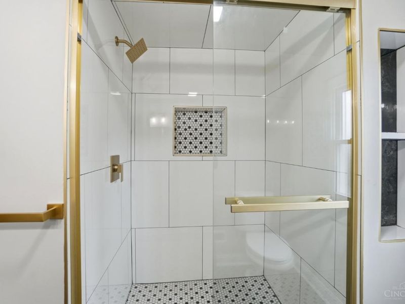 2571 Montana Avenue, Cincinnati, OH 45211 Photo 37