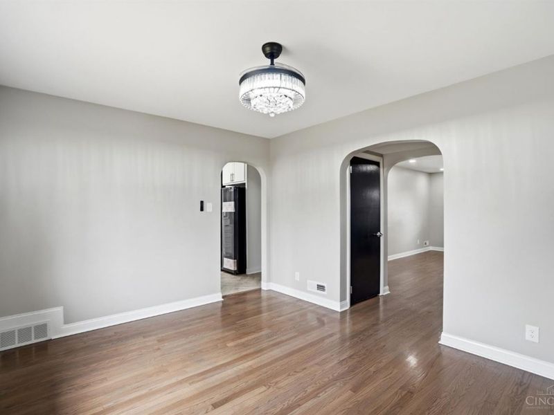 2571 Montana Avenue, Cincinnati, OH 45211 Photo 9