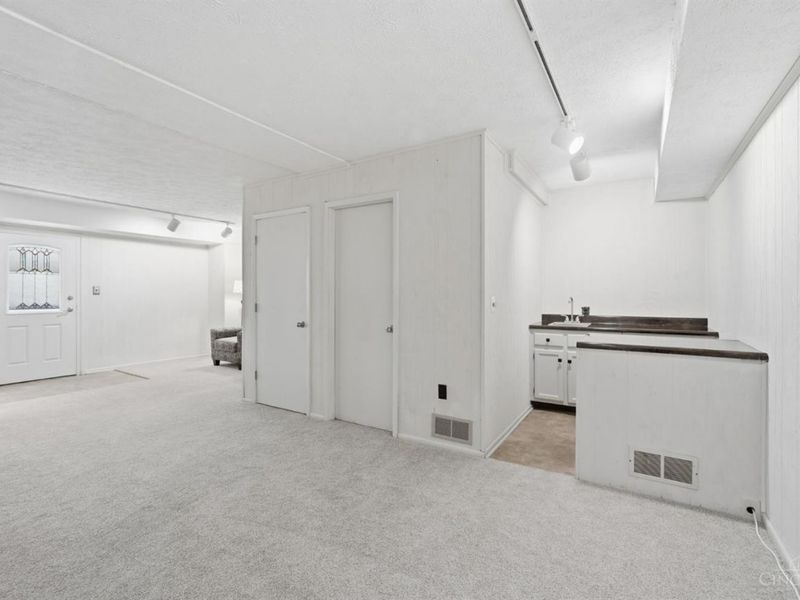 9678 Iris Drive, West Chester, OH 45241 Photo 12