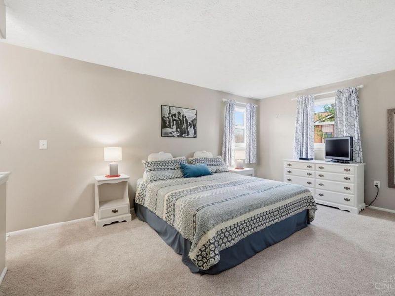 9678 Iris Drive, West Chester, OH 45241 Photo 14