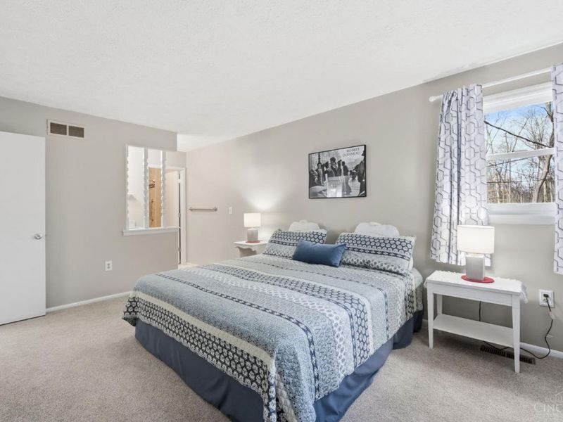 9678 Iris Drive, West Chester, OH 45241 Photo 15