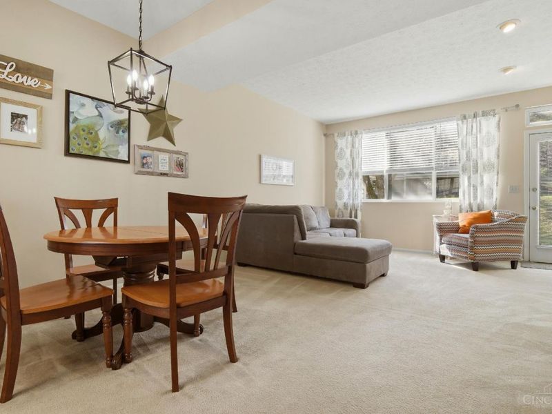 2450 Doeview Court, Cincinnati, OH 45230 Photo 10