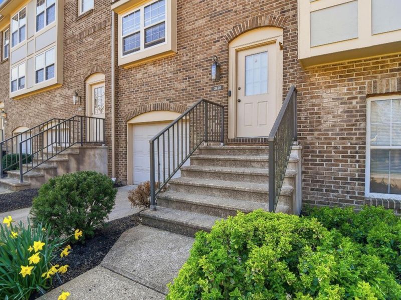 2450 Doeview Court, Cincinnati, OH 45230 Photo 3