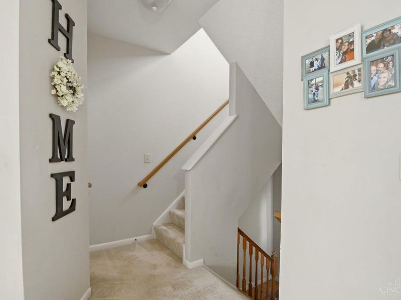 2450 Doeview Court, Cincinnati, OH 45230 Photo 4