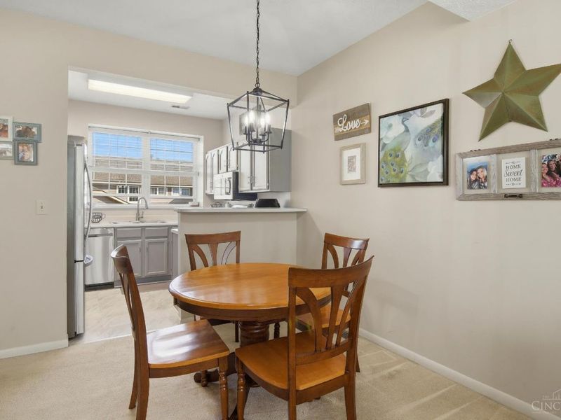 2450 Doeview Court, Cincinnati, OH 45230 Photo 5