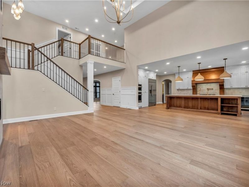 690 Club Drive W, Aurora, OH 44202 Photo 11