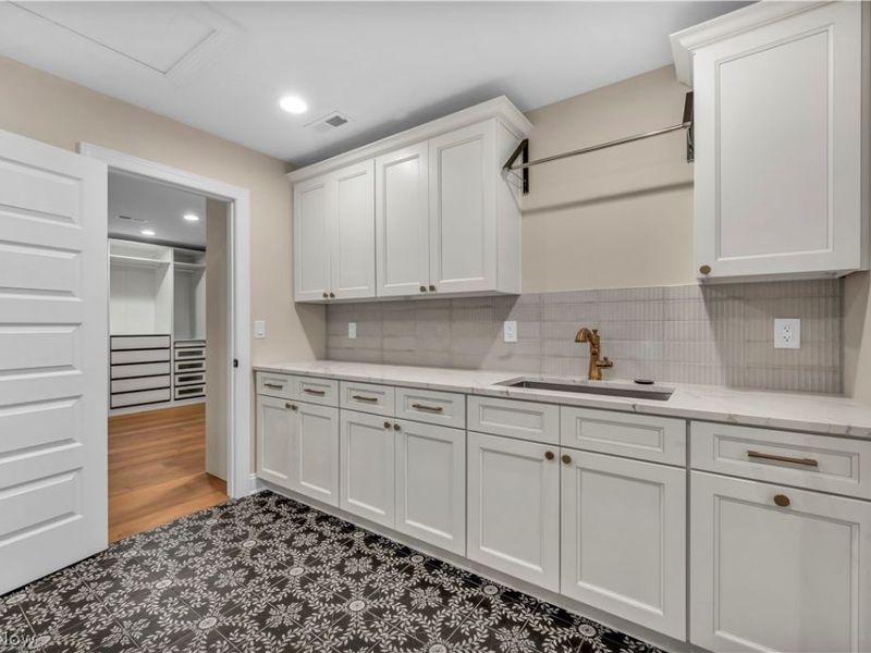 690 Club Drive W, Aurora, OH 44202 Photo 38