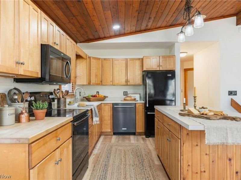 7924 Eberhart Road NW, Dover, OH 44622 Photo 17