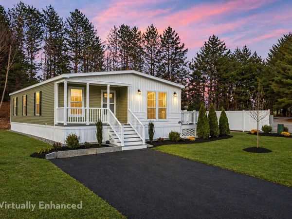 1 Granite Drive, North Hampton, NH 03862