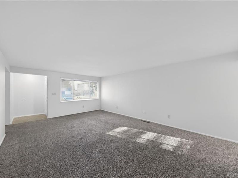 4443 Nowak Avenue, Huber Heights, OH 45424 Photo 14