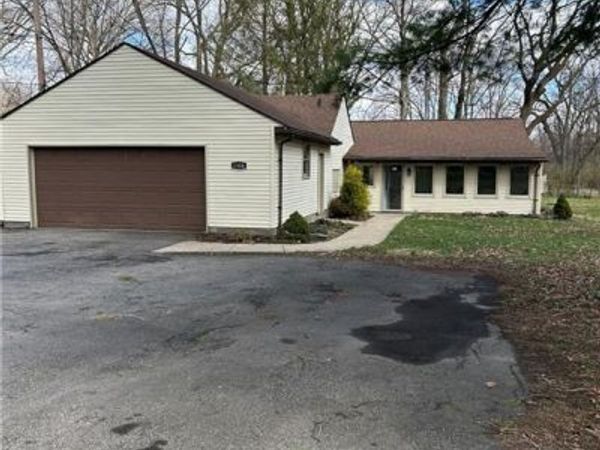 1358 Hanes Road, Beavercreek Township, OH 45434