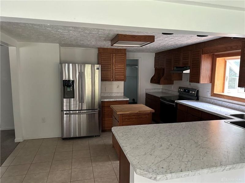 1358 Hanes Road, Beavercreek Township, OH 45434 Photo 4