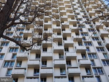 604 36 S WASHINGTON SQUARE , Unit 2411, PHILADELPHIA, PA 19106