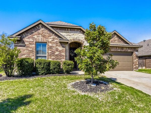 247 Dakota Drive, Waxahachie, TX 75167
