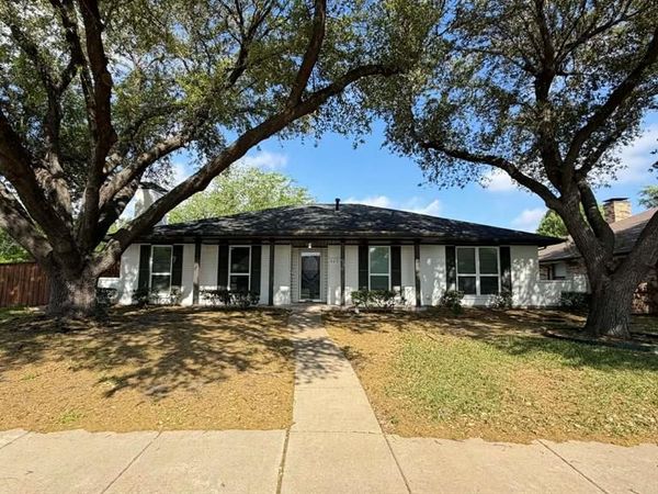 429 Stroud Lane, Garland, TX 75043