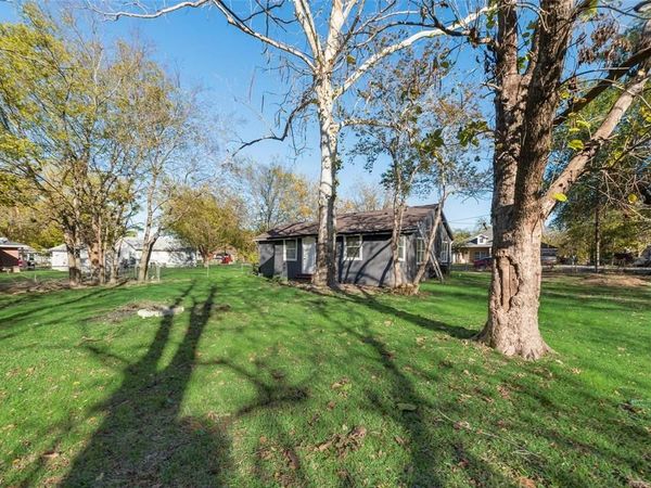 109 Lydia Street , Terrell, TX 75160