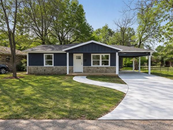 2009 W Sherman Street, Paris, TX 75460