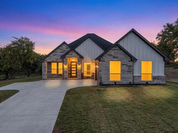 1501 Rider, Azle, TX 76020