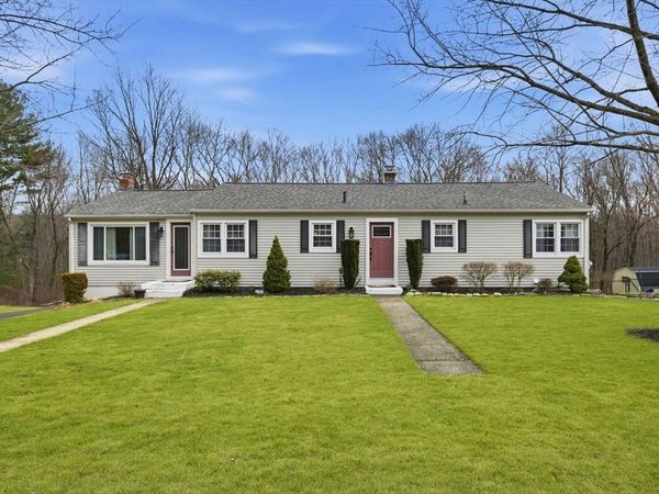 105 Mountain View St, South Hadley, MA 01075