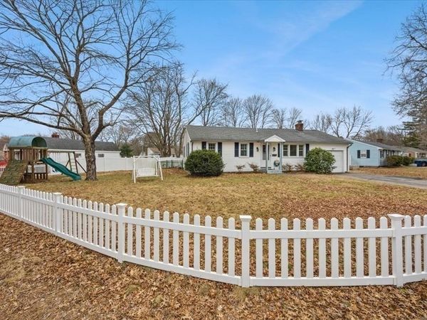 27 Suffolk Rd, Sharon, MA 02067