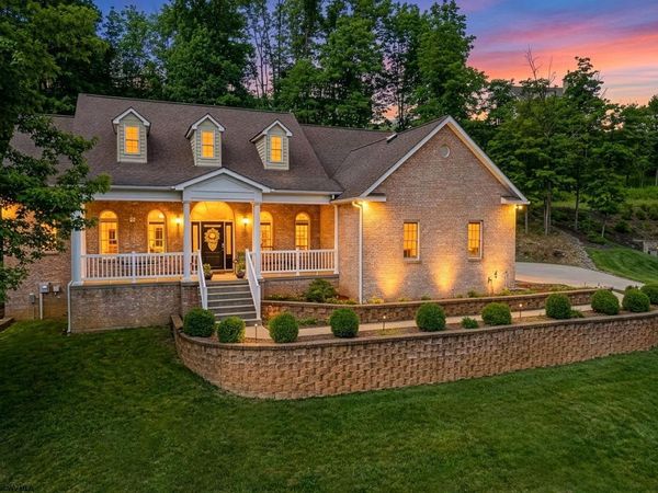 106 Iris Lane, Morgantown, WV 26501