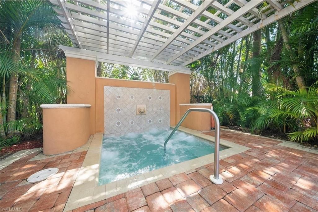 1210 Wildwood Lakes Blvd, Unit 306, Naples, FL 34104 Photo