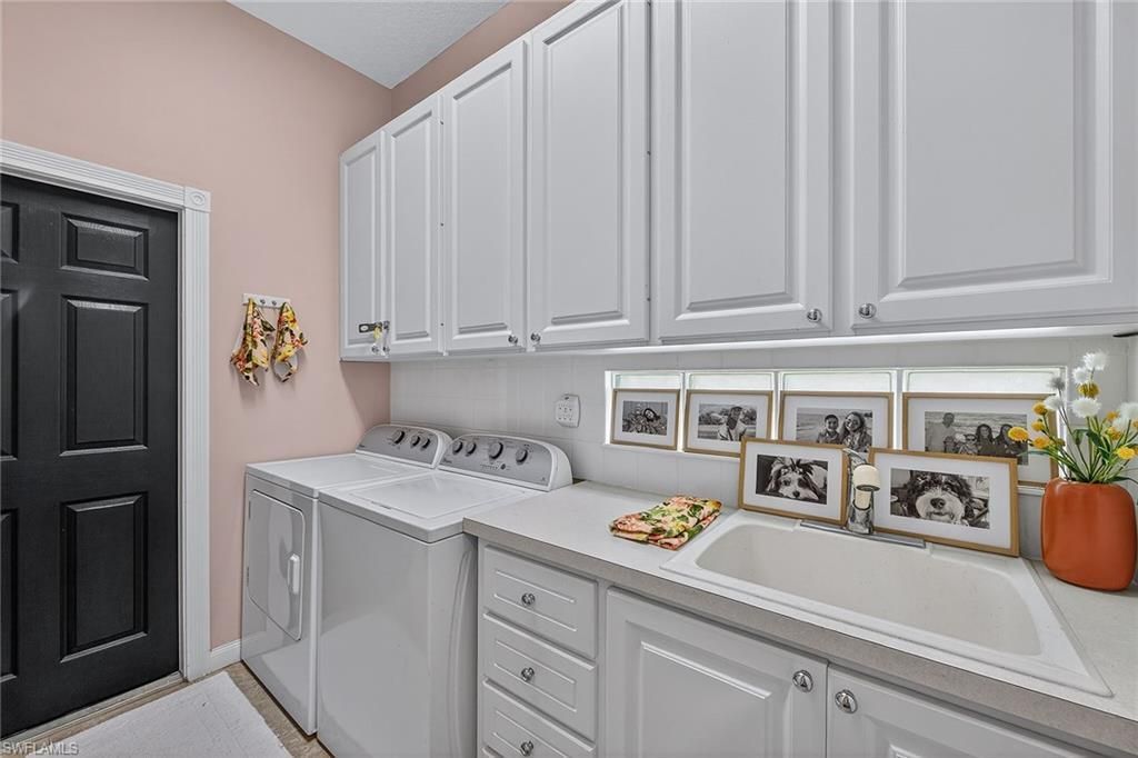4013 Trinidad Way, Naples, FL 34119 Photo