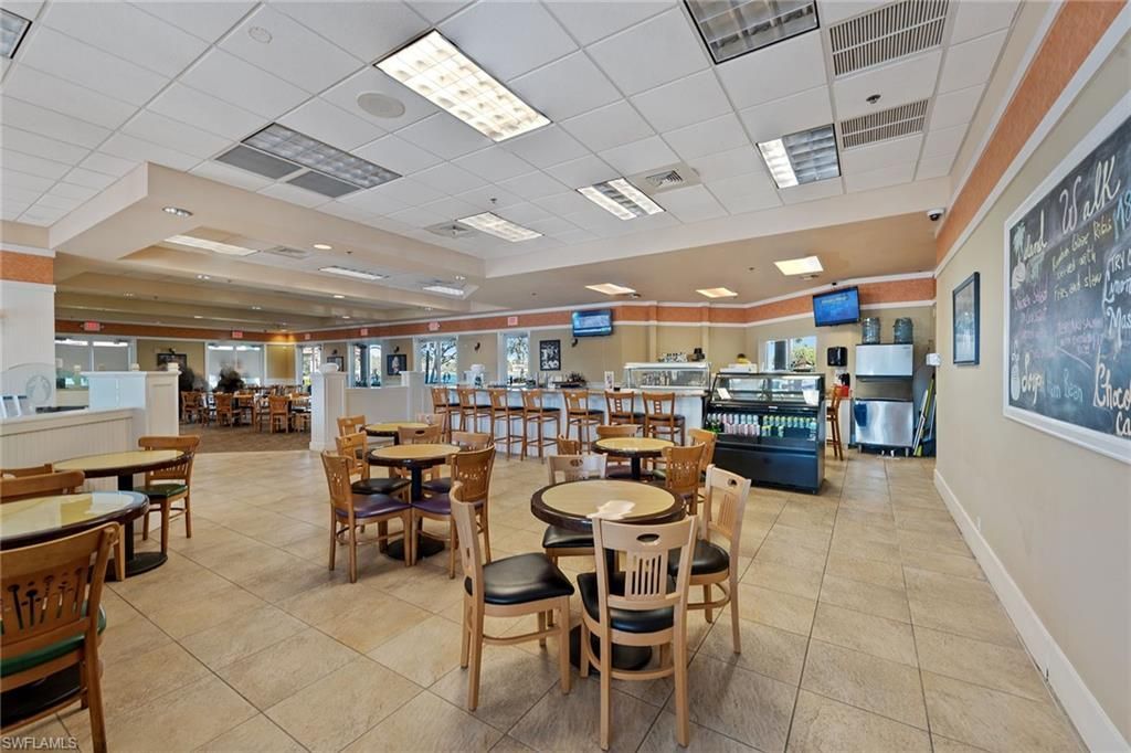 4013 Trinidad Way, Naples, FL 34119 Photo
