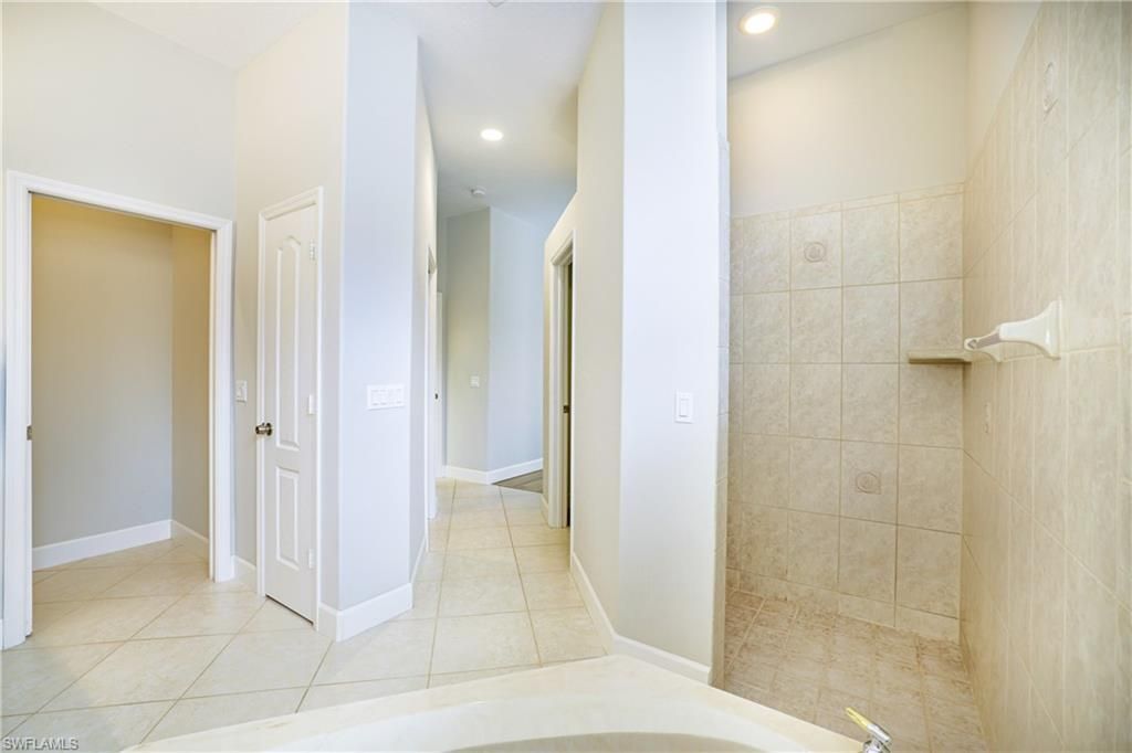 5235 Malvern Ct, Naples, FL 34112 Photo