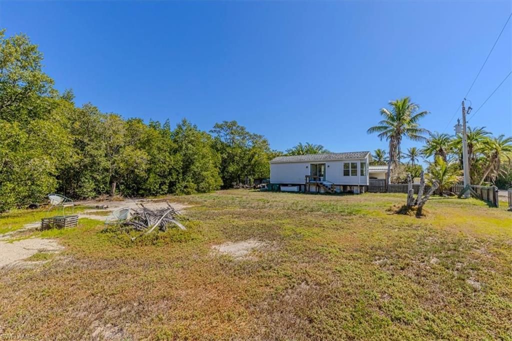 25 & 26 Plantation Dr, Everglades City, FL 34141 Photo