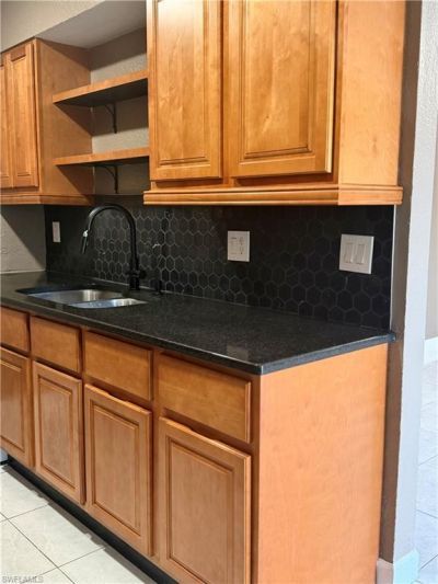 4603 Bayshore Dr, Unit F4, Naples, FL 34112 Photo