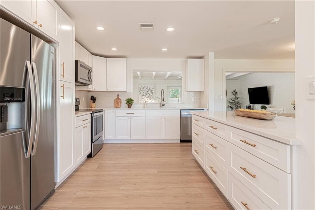 1530 Mandarin Rd, Naples, FL 34102 Photo