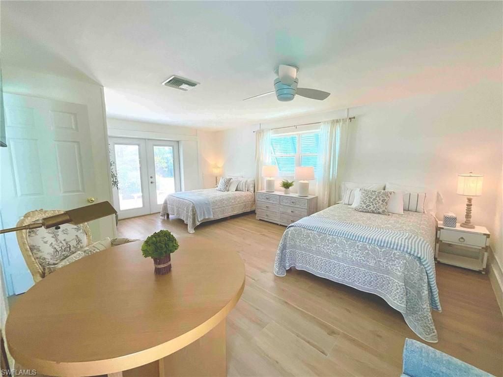 1530 Mandarin Rd, Naples, FL 34102 Photo