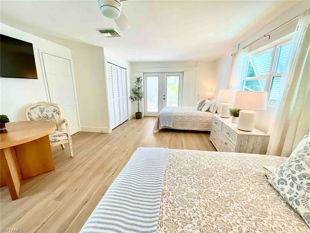 1530 Mandarin Rd, Naples, FL 34102 Photo