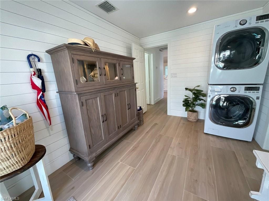 1530 Mandarin Rd, Naples, FL 34102 Photo