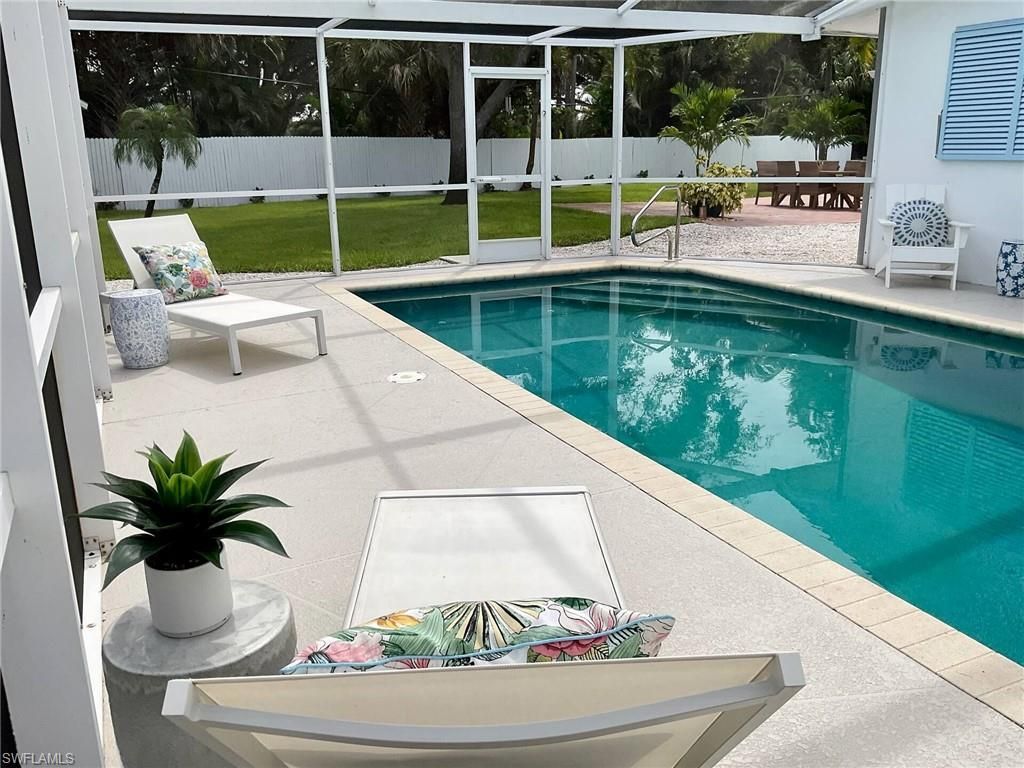 1530 Mandarin Rd, Naples, FL 34102 Photo