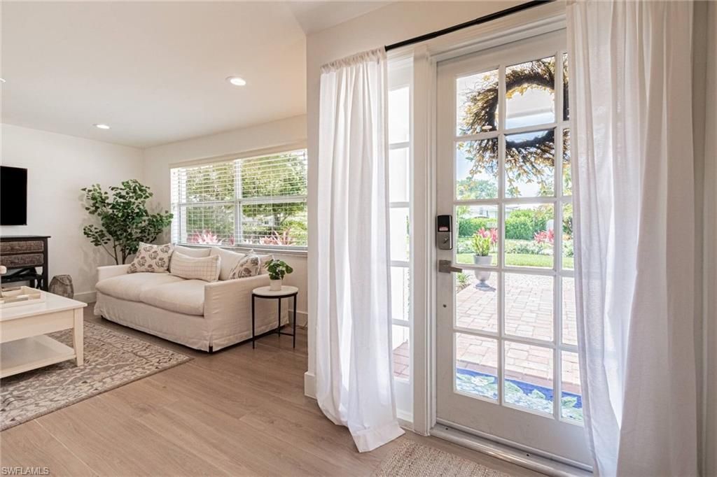 1530 Mandarin Rd, Naples, FL 34102 Photo