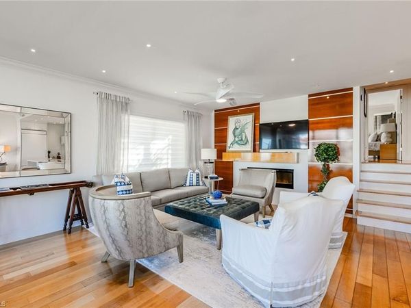 2203 Gulf Shore BLVD N, Unit E1, NAPLES, FL 34102