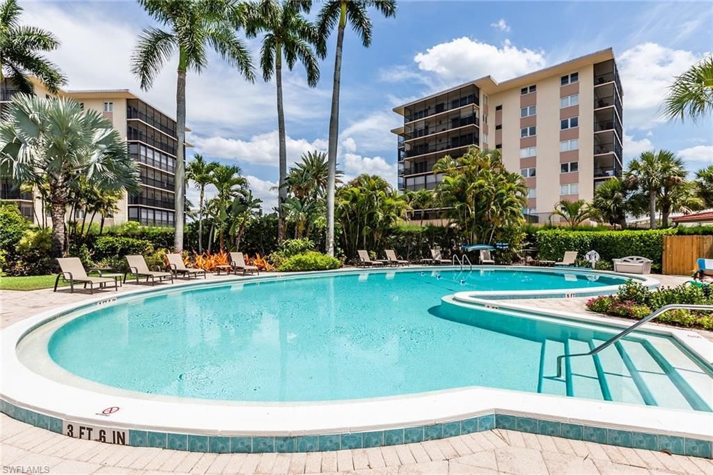 2203 Gulf Shore Blvd N, Unit E1, Naples, FL 34102 Photo