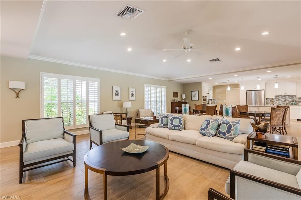 2203 Gulf Shore Blvd N, Unit E1, Naples, FL 34102 Photo