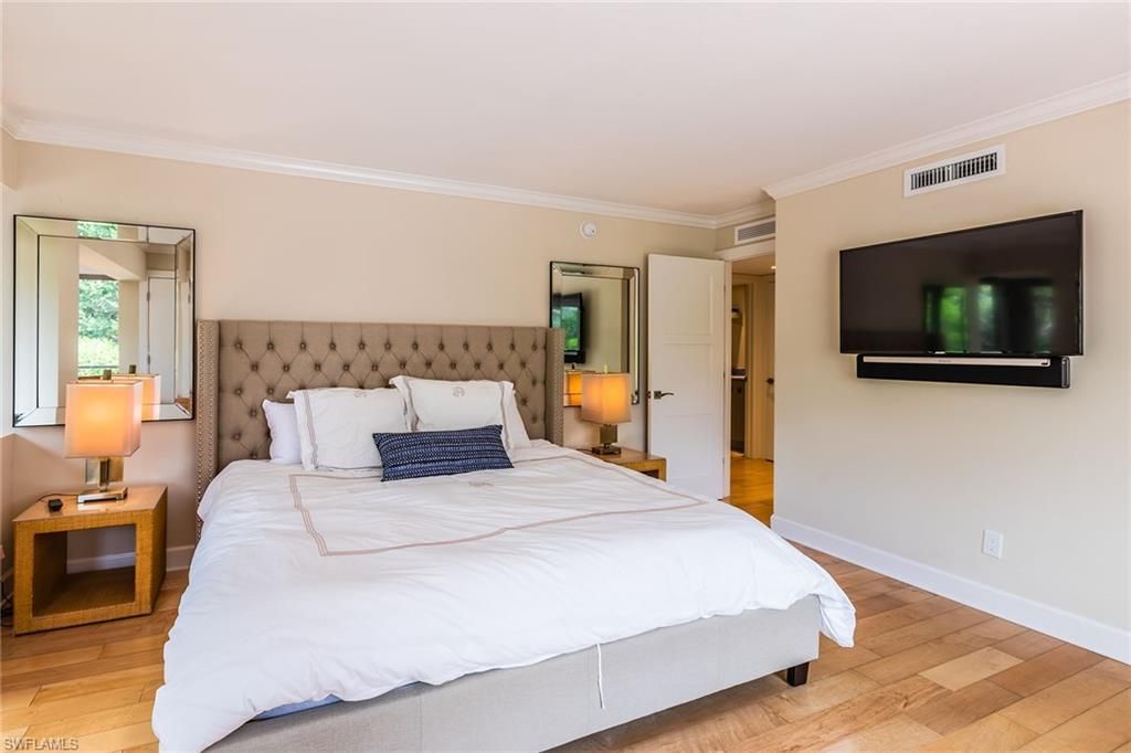 2203 Gulf Shore Blvd N, Unit E1, Naples, FL 34102 Photo