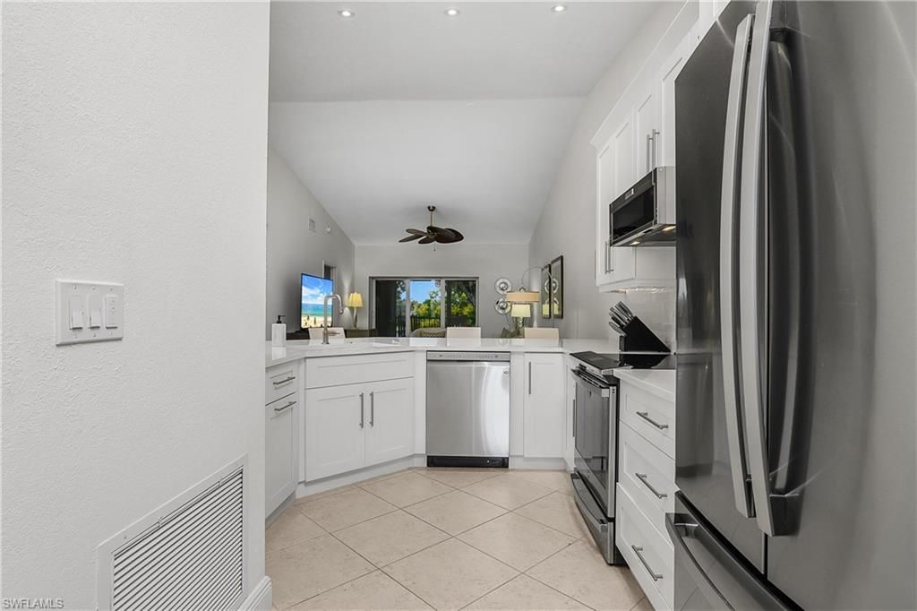 853 Tanbark Dr, Unit 201, Naples, FL 34108 Photo