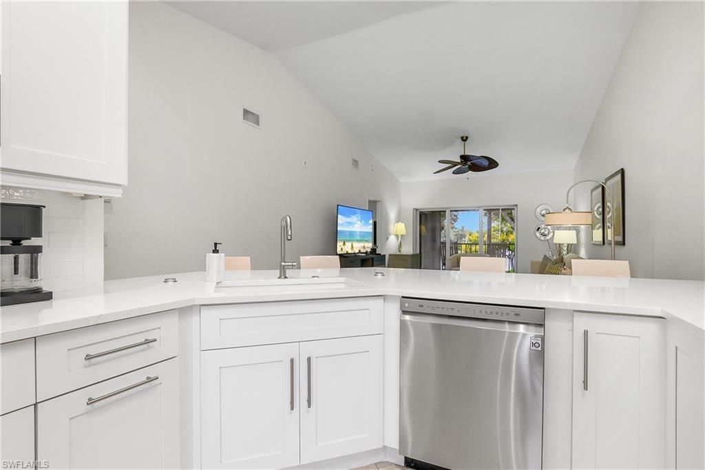 853 Tanbark Dr, Unit 201, Naples, FL 34108 Photo