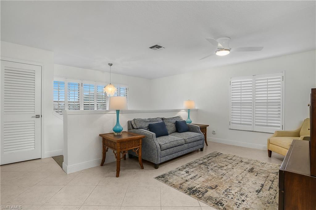 853 Tanbark Dr, Unit 201, Naples, FL 34108 Photo