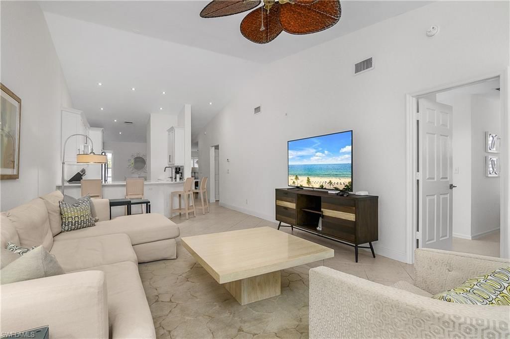 853 Tanbark Dr, Unit 201, Naples, FL 34108 Photo