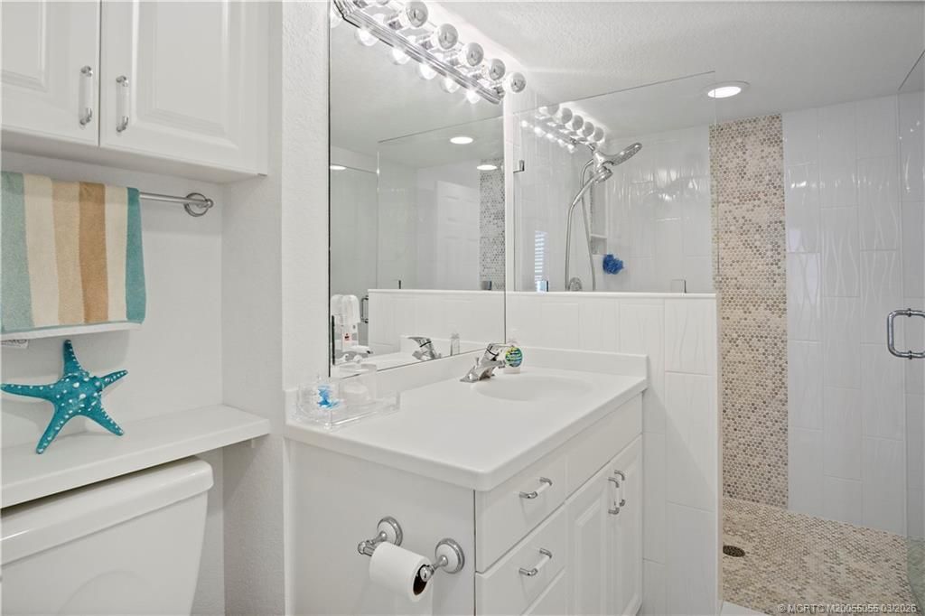 245 NE Macarthur Boulevard, Unit 12, Stuart, FL 34996 Photo