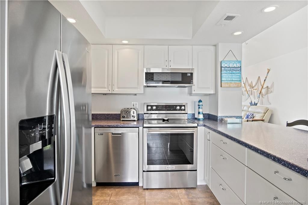 245 NE Macarthur Boulevard, Unit 12, Stuart, FL 34996 Photo