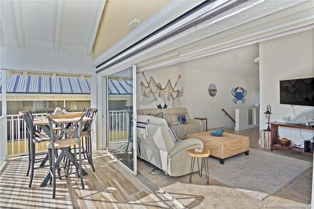 245 NE Macarthur Boulevard, Unit 12, Stuart, FL 34996 Photo