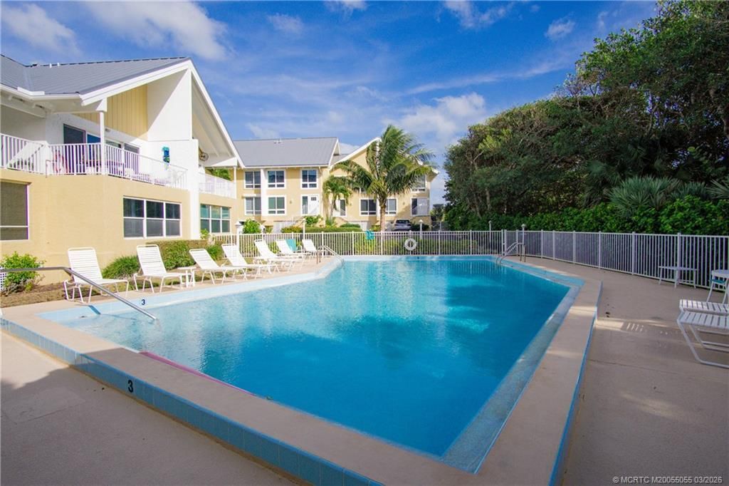 245 NE Macarthur Boulevard, Unit 12, Stuart, FL 34996 Photo