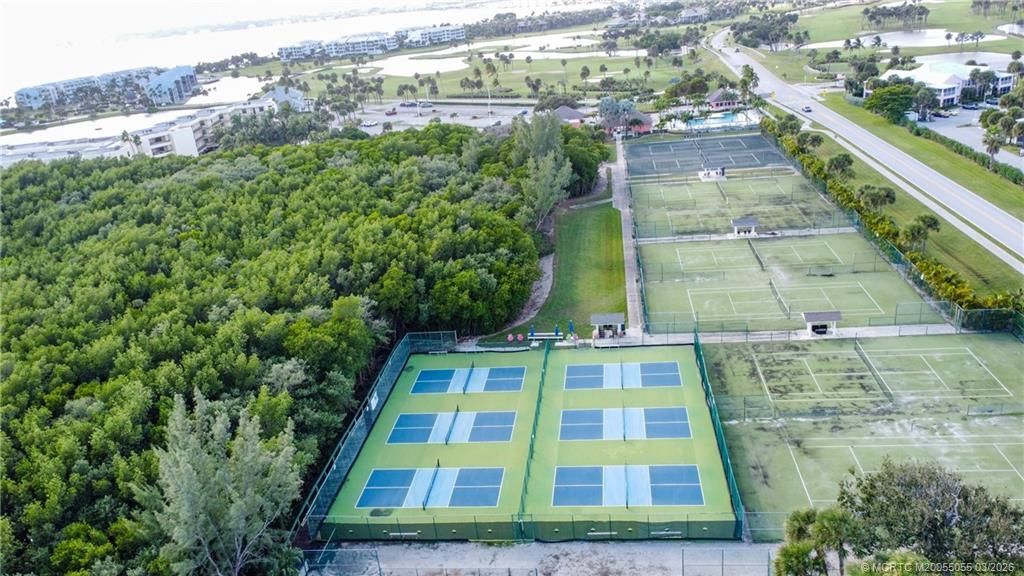 245 NE Macarthur Boulevard, Unit 12, Stuart, FL 34996 Photo